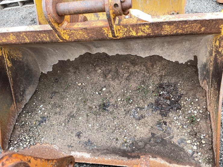 #5028-•-excavator-bucket-image-2