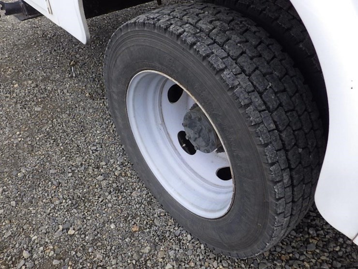 2017-ford-f450-image-35