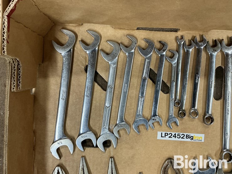 snap-on-sae-angled/combination-wrenches-&-vise-grips-image-9