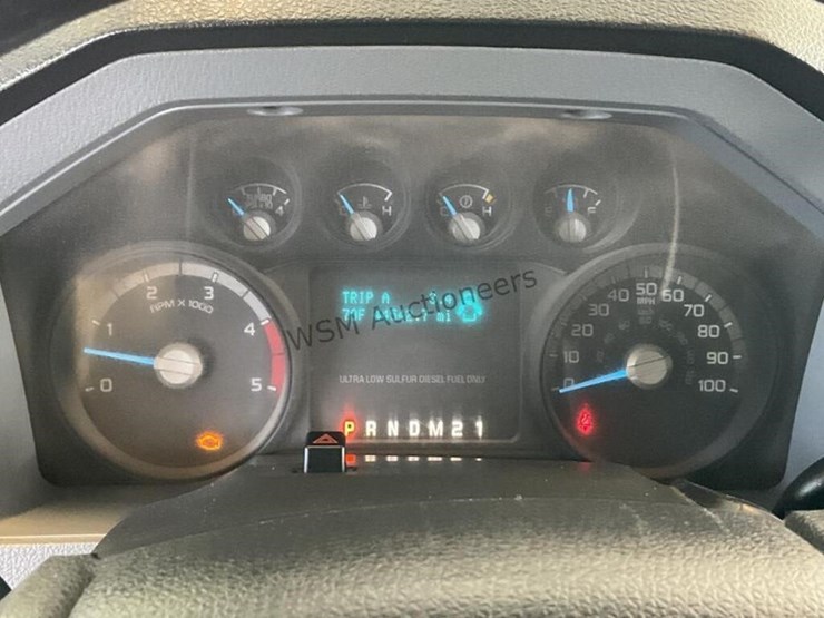 2014-ford-f550-image-23