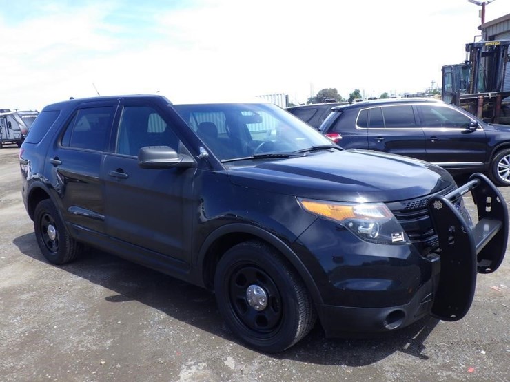 2014-ford-explorer-image-2