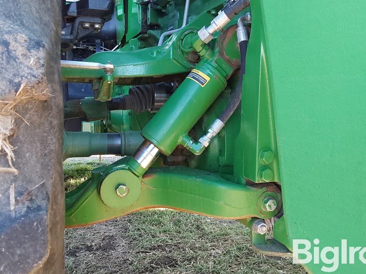 2012-john-deere-8335r-image-13
