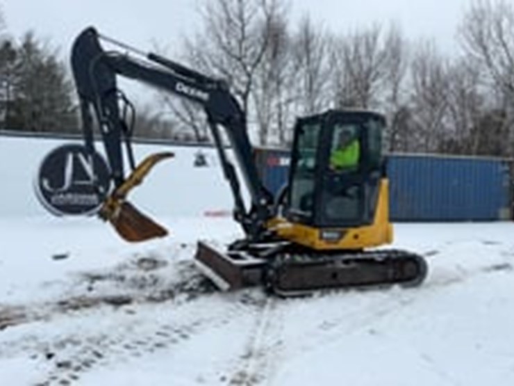 2022-deere-50g-image-37