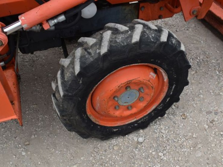 kubota-l2500-image-14