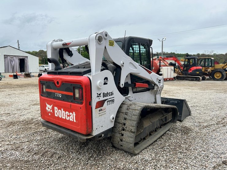 2021-bobcat-t770-image-4