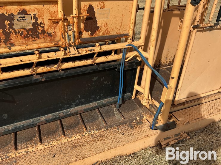 for-most-squeeze-chute-alleyway-w/headcatch-image-19