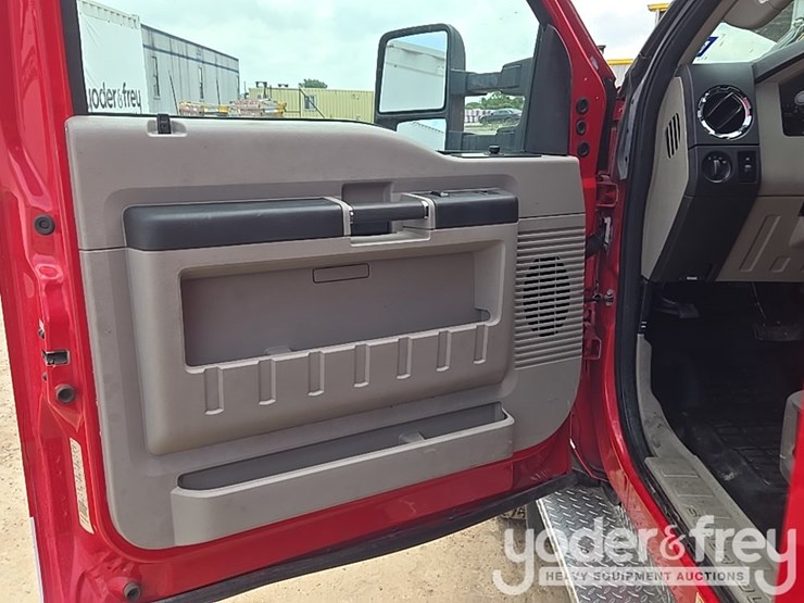 2009-ford-f450-image-44