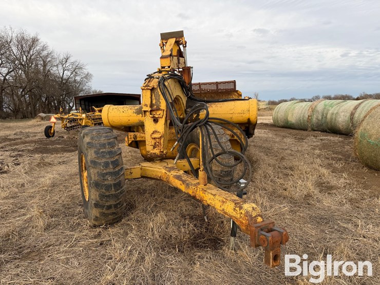 caterpillar-pull-type-scraper-image-2