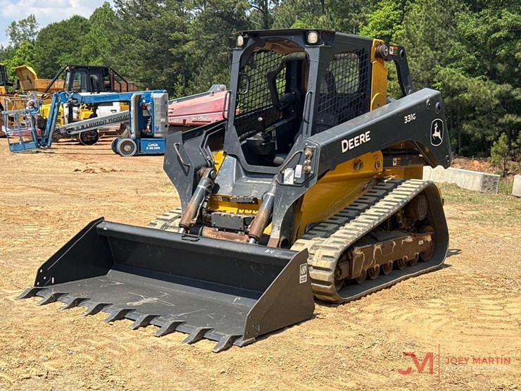 deere-331g-image-6