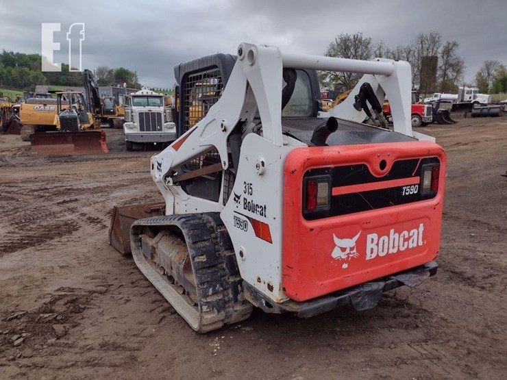 2017-bobcat-t590-image-35