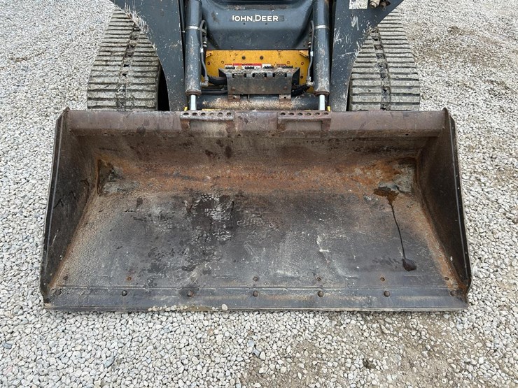 2019-deere-325g-image-9