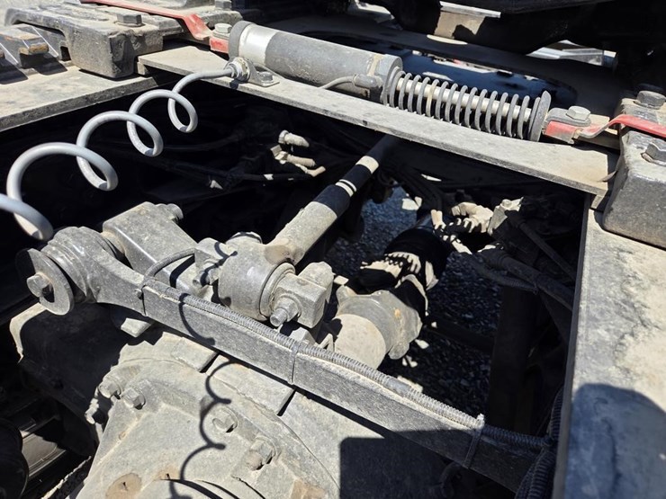 2026-kenworth-t800-image-68