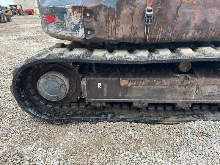 2018-bobcat-e85-image-12