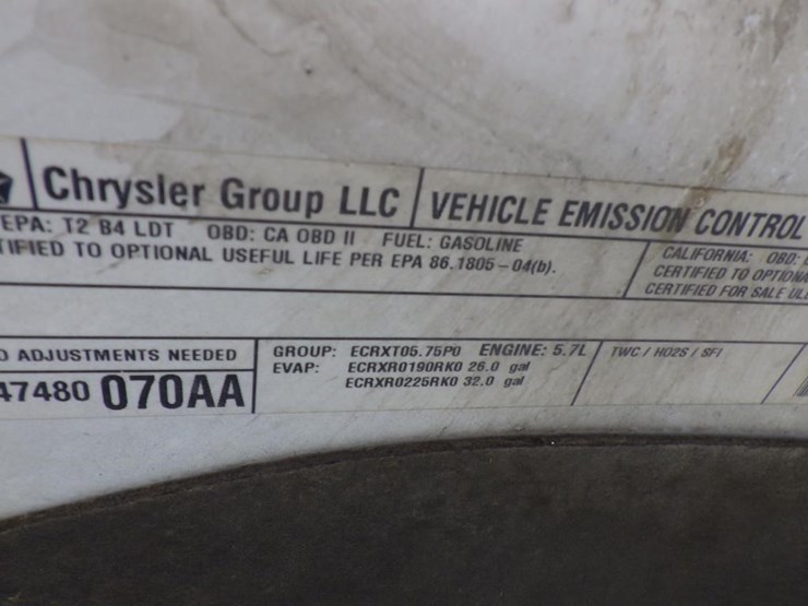 2014-dodge-1500-image-12