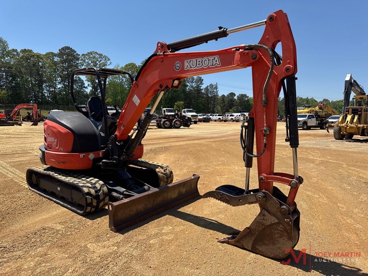 2016-kubota-u55-4-image-3