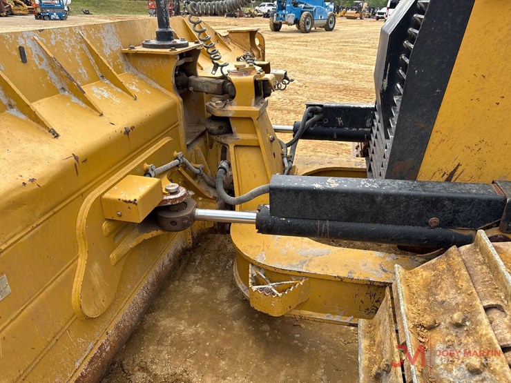 2018-caterpillar-d6k2-lgp-image-6