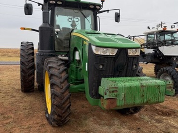 john-deere-8245r-image-1