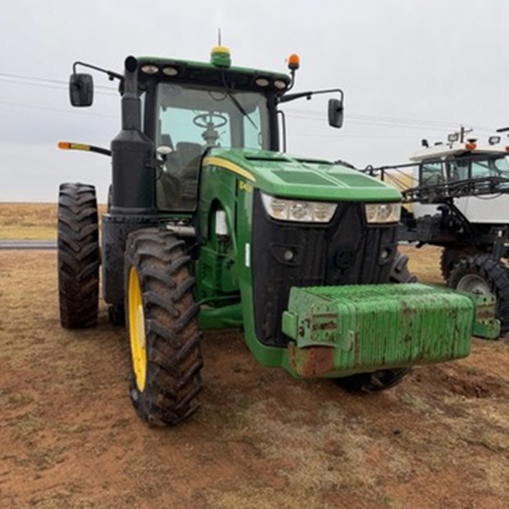 JOHN DEERE 8245R