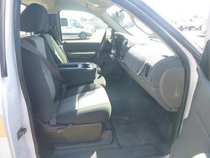 2008-chevrolet-silverado-1500-image-13