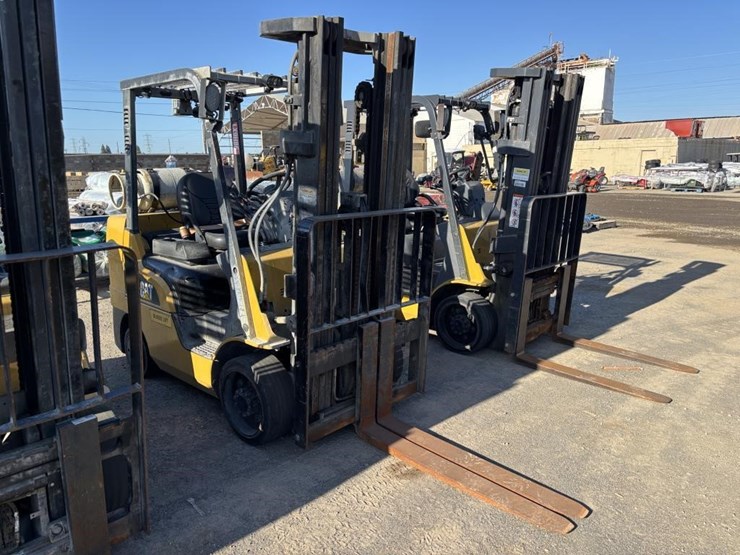 2015-caterpillar-2c6000-image-2