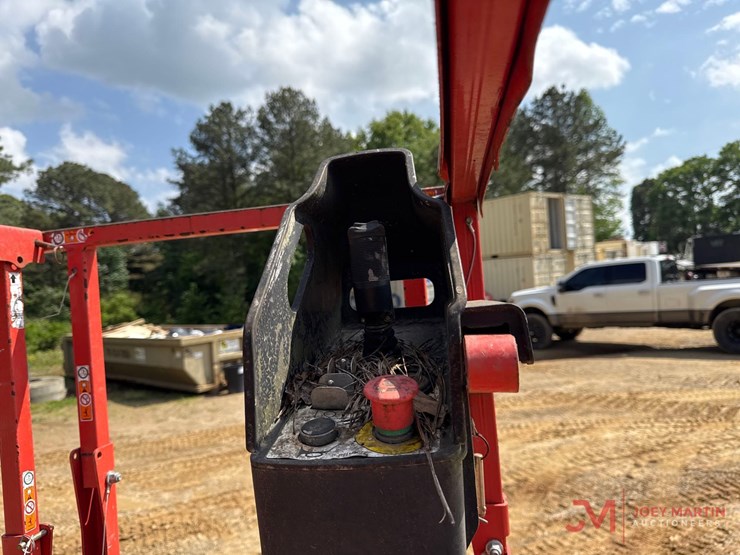2020-skyjack-sj3219-electric-scissor-lift-image-11