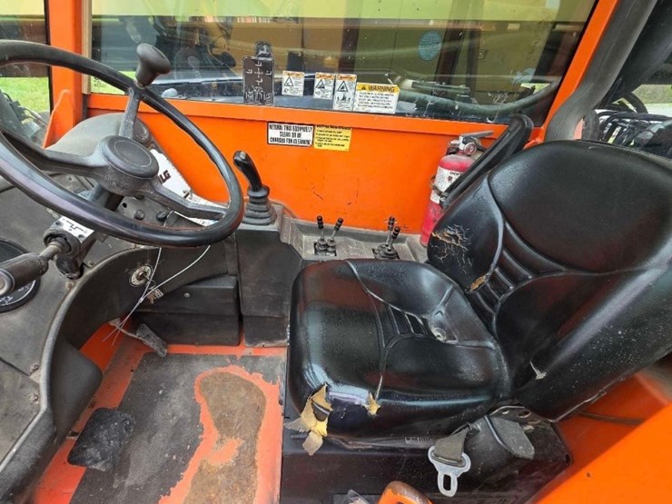 jlg-g12-55a-image-9