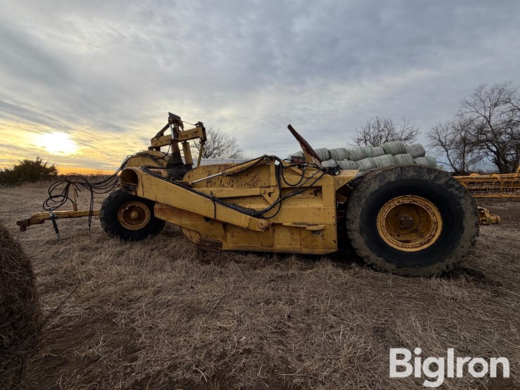 caterpillar-pull-type-scraper-image-8