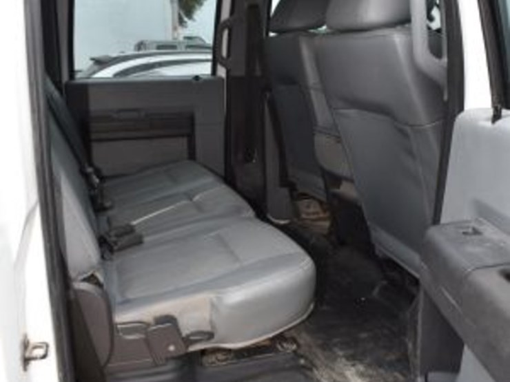2015-ford-f350-image-14