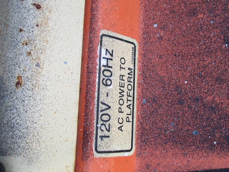 2013-jlg-3248rs-image-21