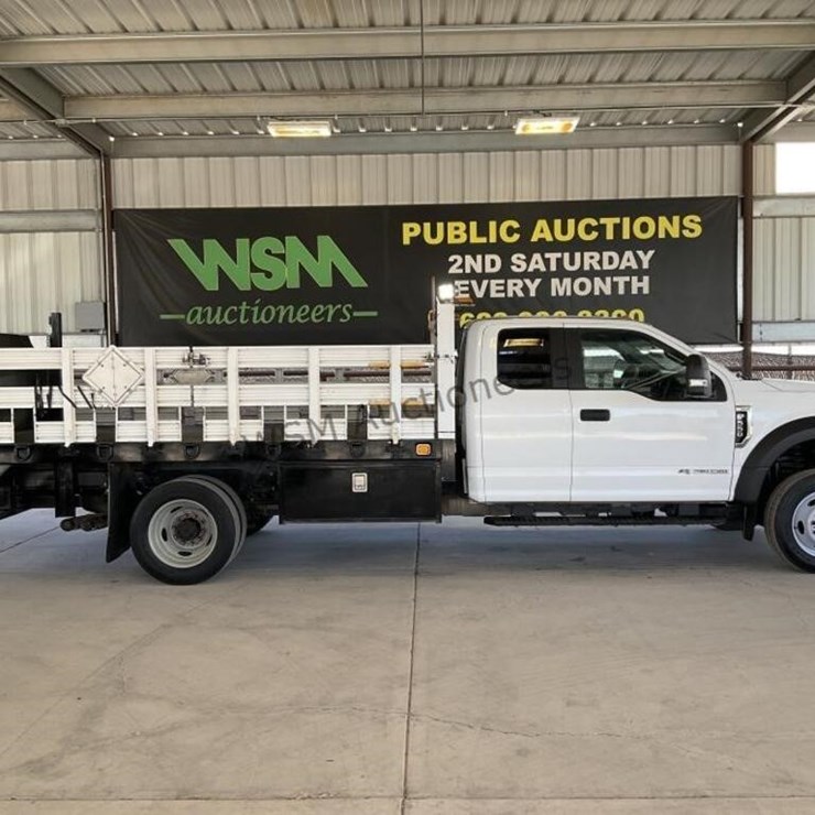 2017 FORD F550