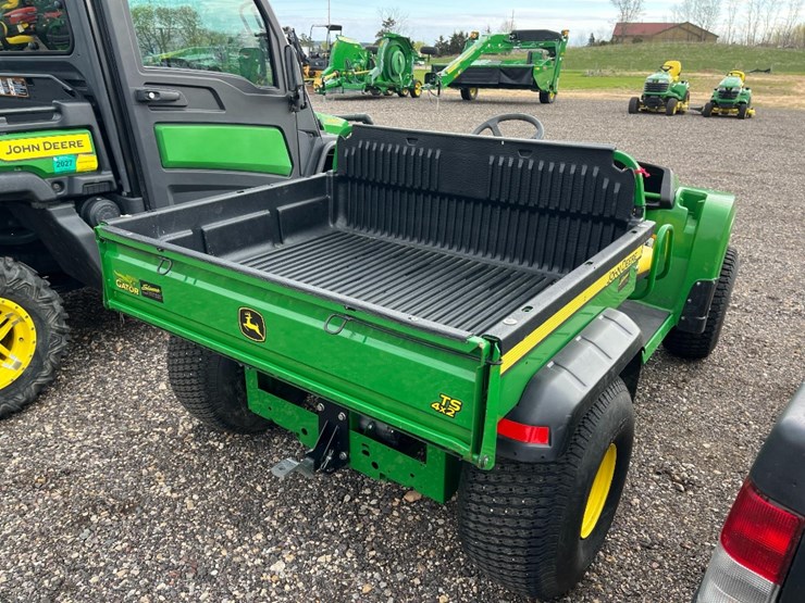 john-deere-gator-image-5