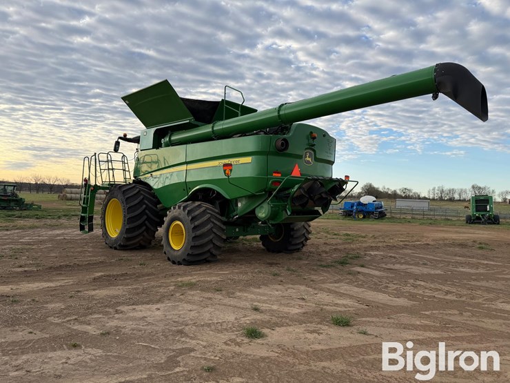 2018-john-deere-s790-image-7