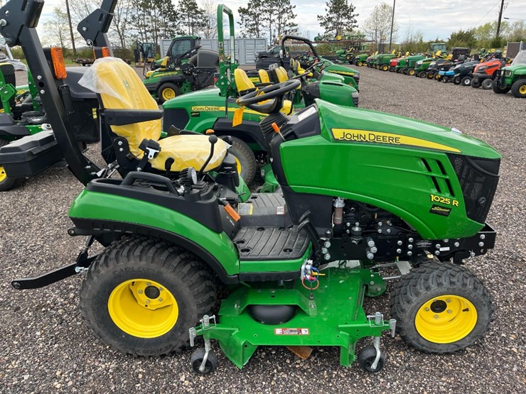 john-deere-1025r-image-9