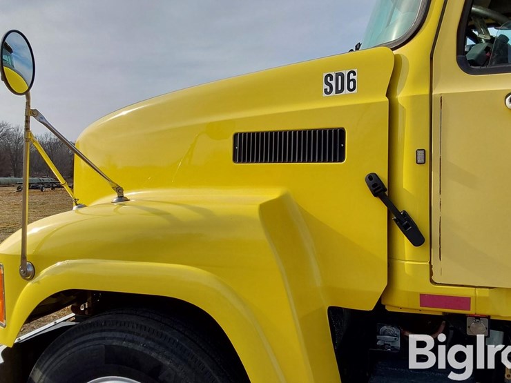 2015-mack-pinnacle-chu613-t/a-truck-tractor-image-10