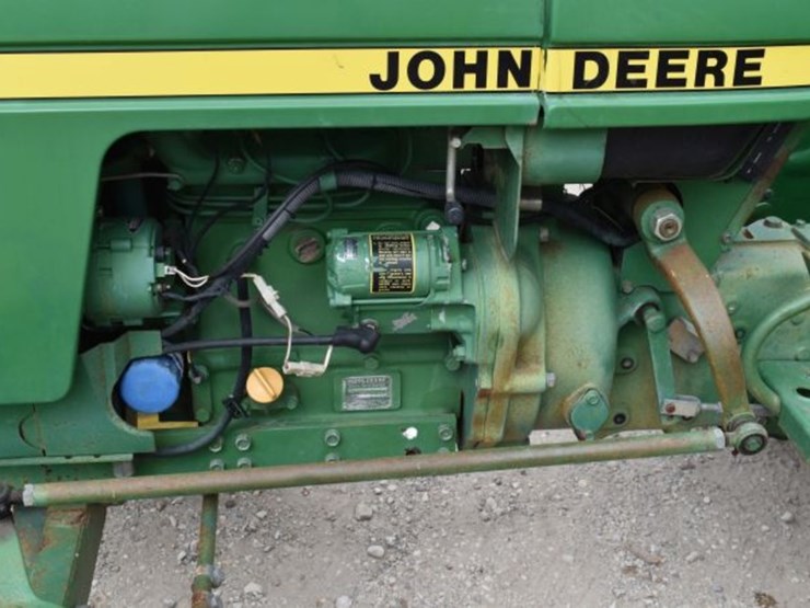 john-deere-850-image-10