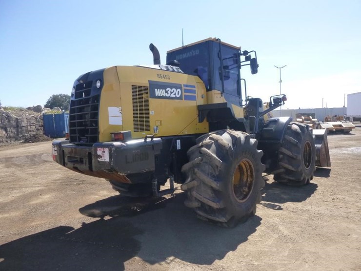 2018-komatsu-wa320-8-image-3
