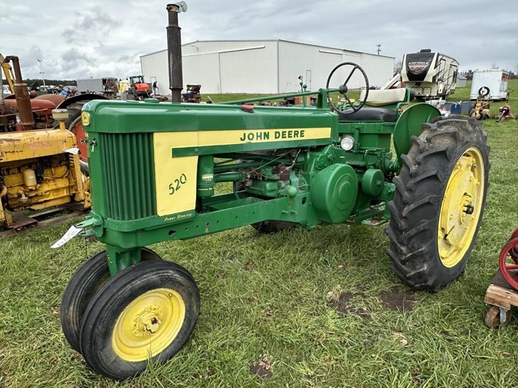 john-deere-520-image-1