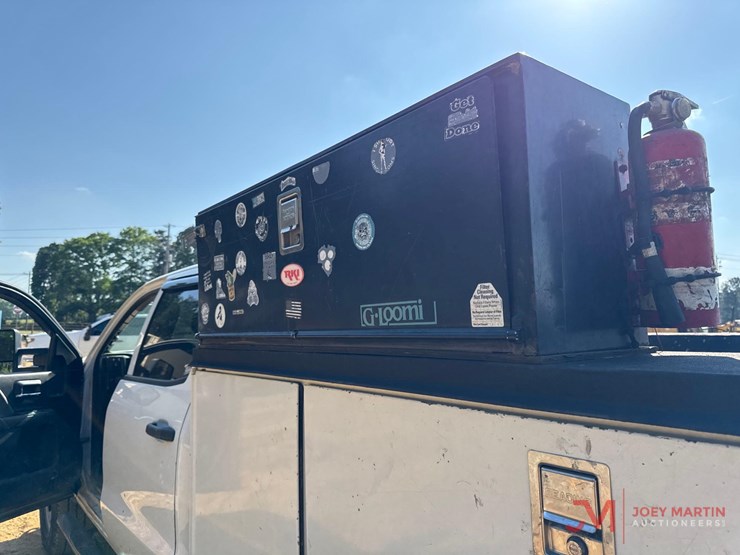 2018-chevrolet-silverado-2500-image-9