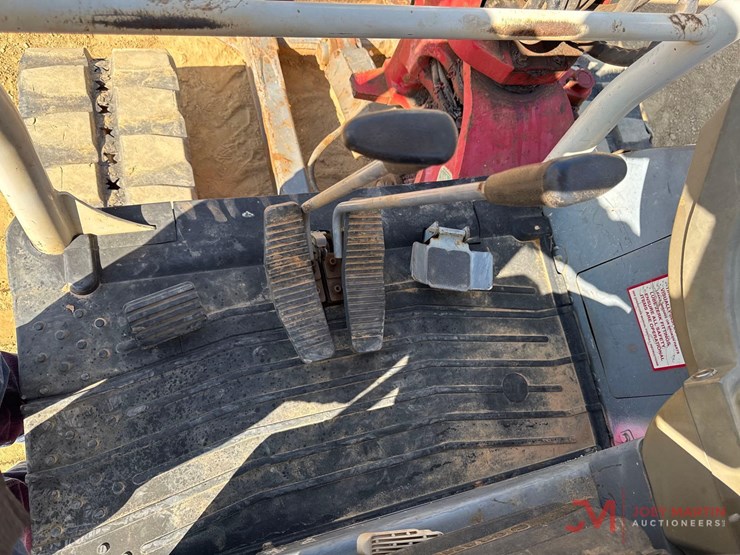2018-takeuchi-tb260-image-20