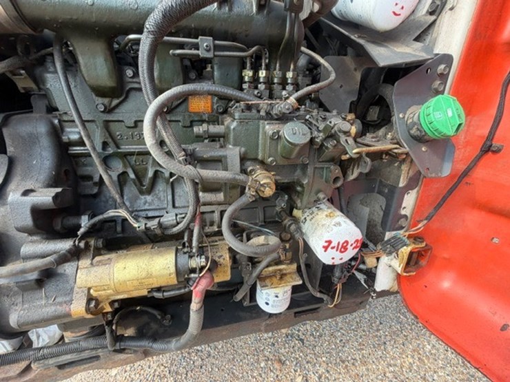 bobcat-s130-image-27