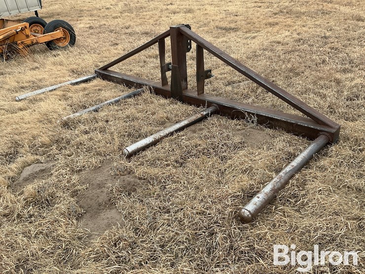 3-pt-2-bale-carrier-image-1
