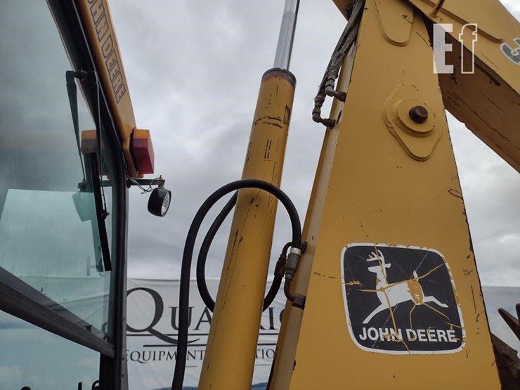 1995-deere-300d-image-37