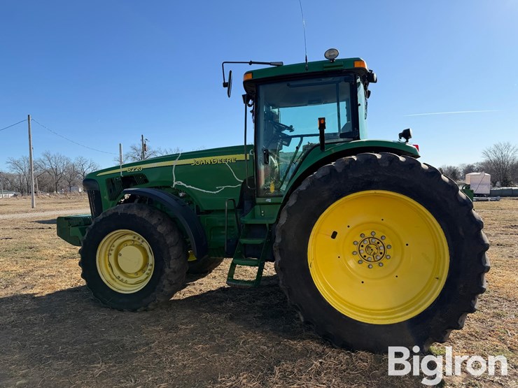 2005-john-deere-8220-image-8