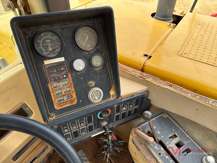caterpillar-621f-image-22
