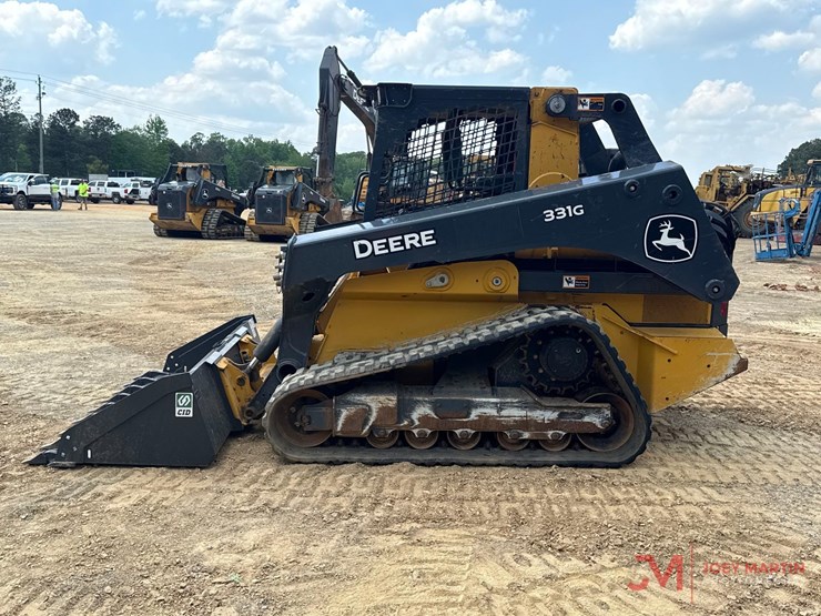 2024-deere-331g-image-5