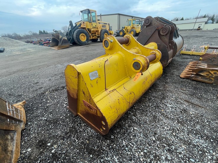 #5009-•-excavator-bucket-image-3