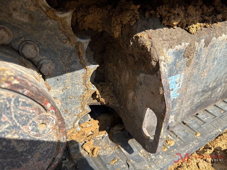 2016-deere-35g-image-6