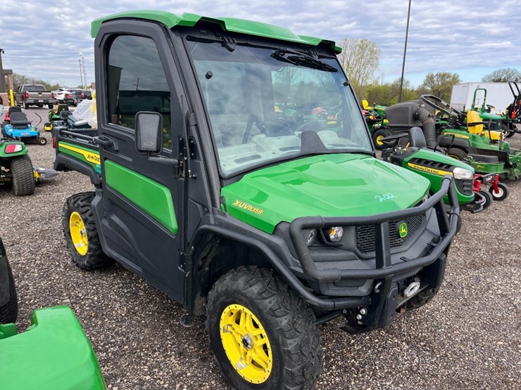 john-deere-gator-image-1