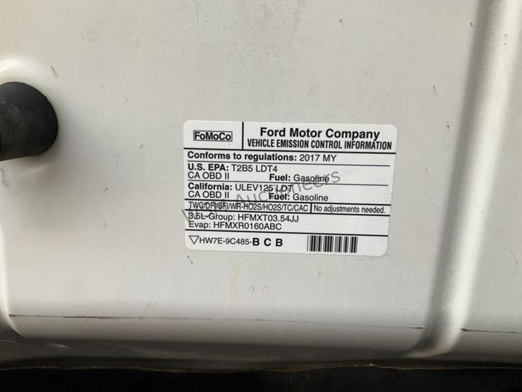 2017-ford-f150-image-14