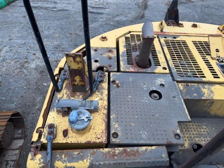 2008-caterpillar-321d-lcr-image-43